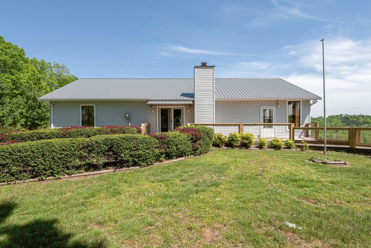 972 Driftwood Dr - Photo 1