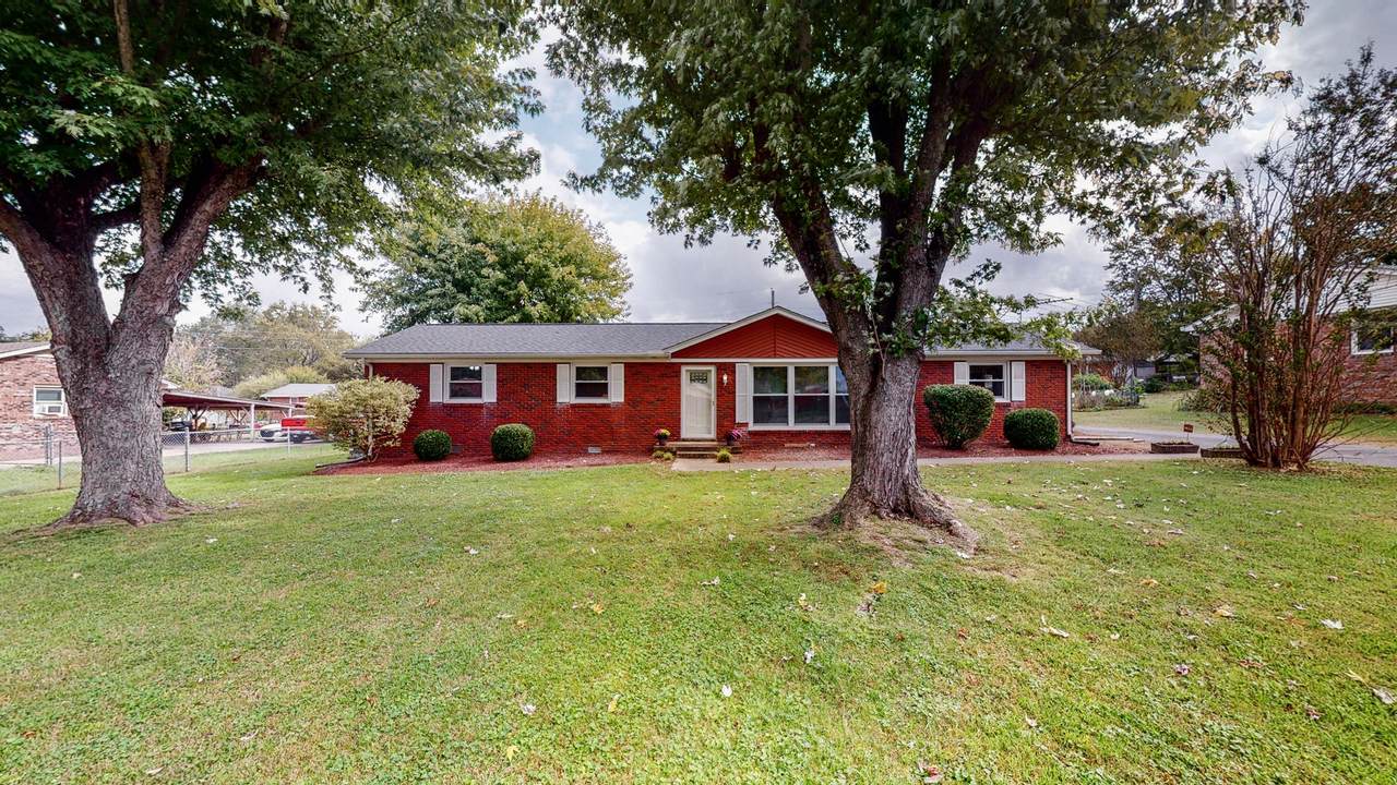 207 Royal Oak Dr - Photo 1