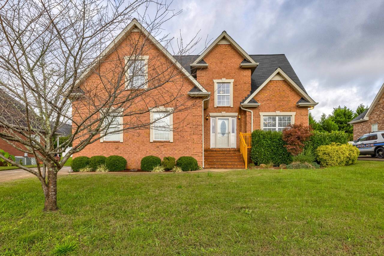 5055 Macarthur Ave - Photo 1