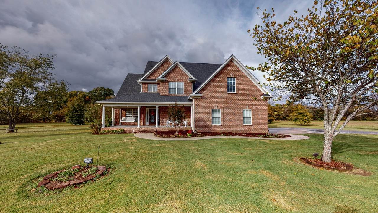 704 Lone Oak Rd - Photo 1