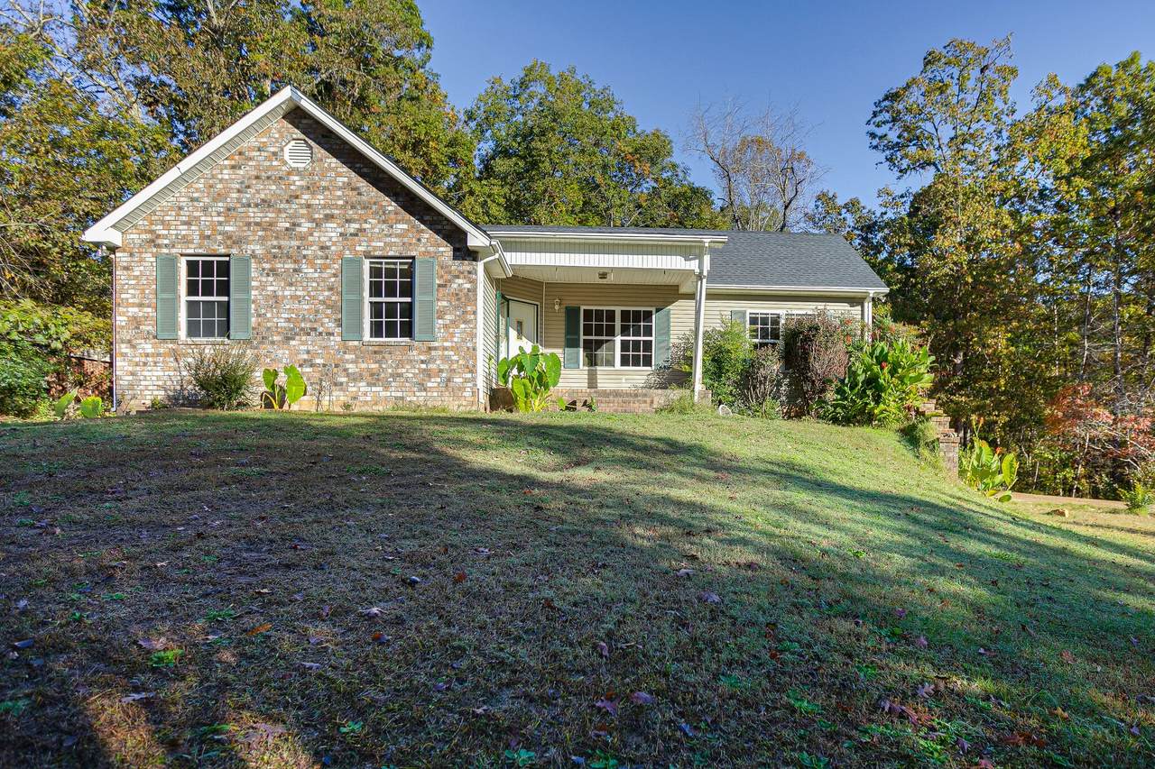 2415 Crestview Dr - Photo 1