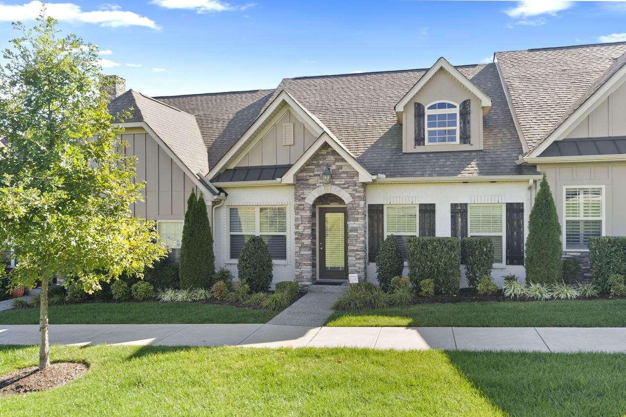 312 Westminster Dr - Photo 1
