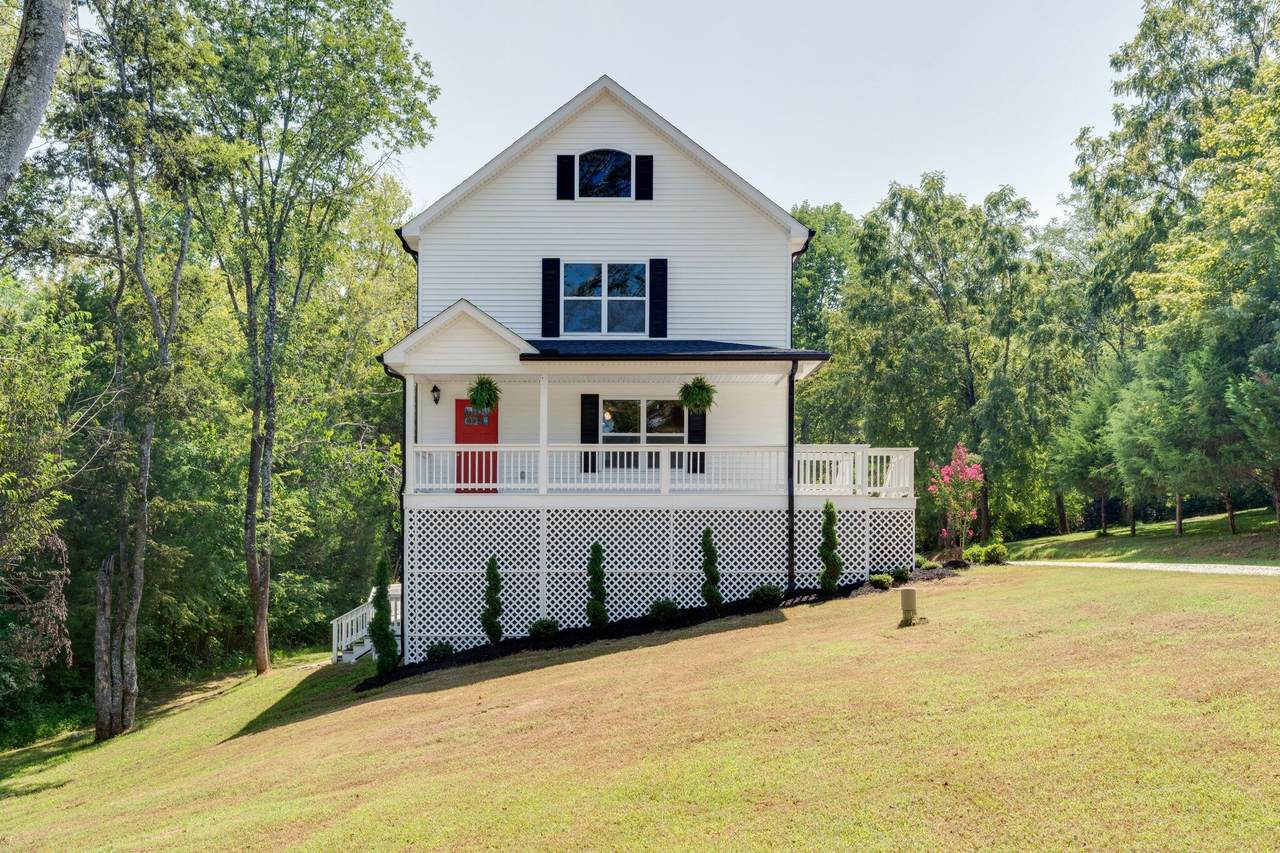 2533 Long Hollow Pike - Photo 1