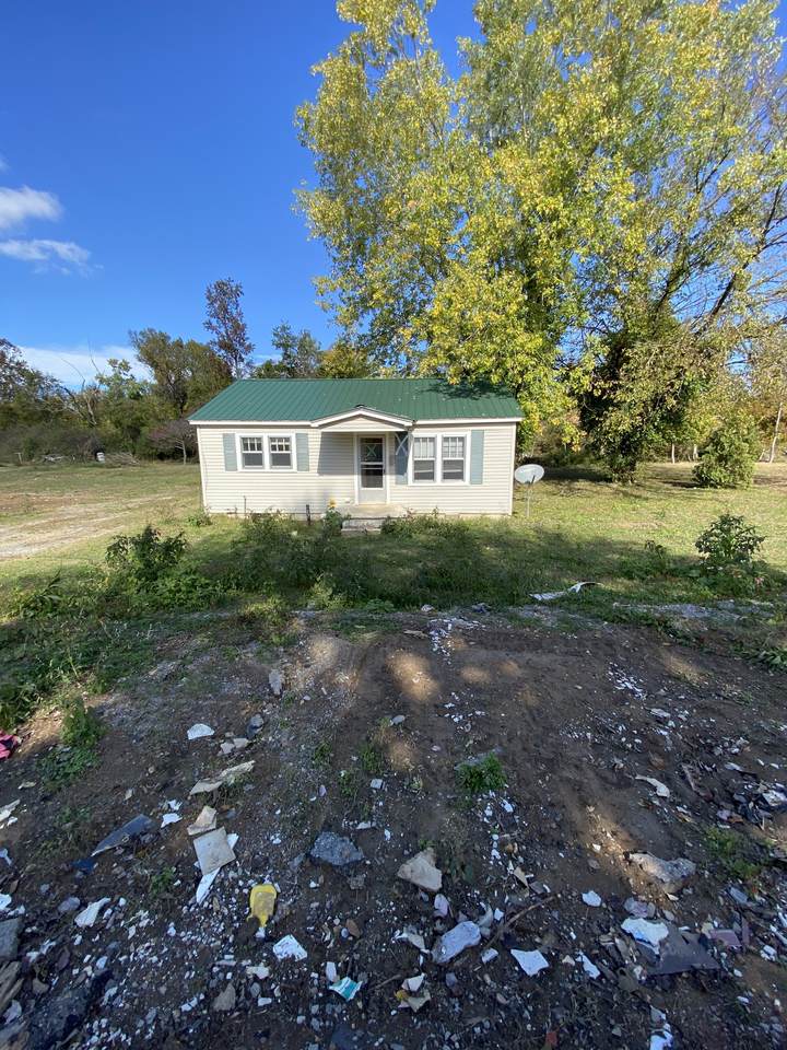 127 Fairground Dr - Photo 1