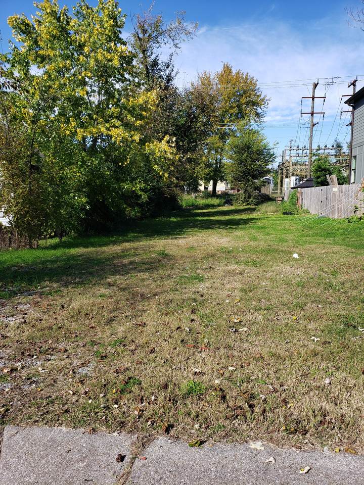 1726 Knowles St - Photo 1