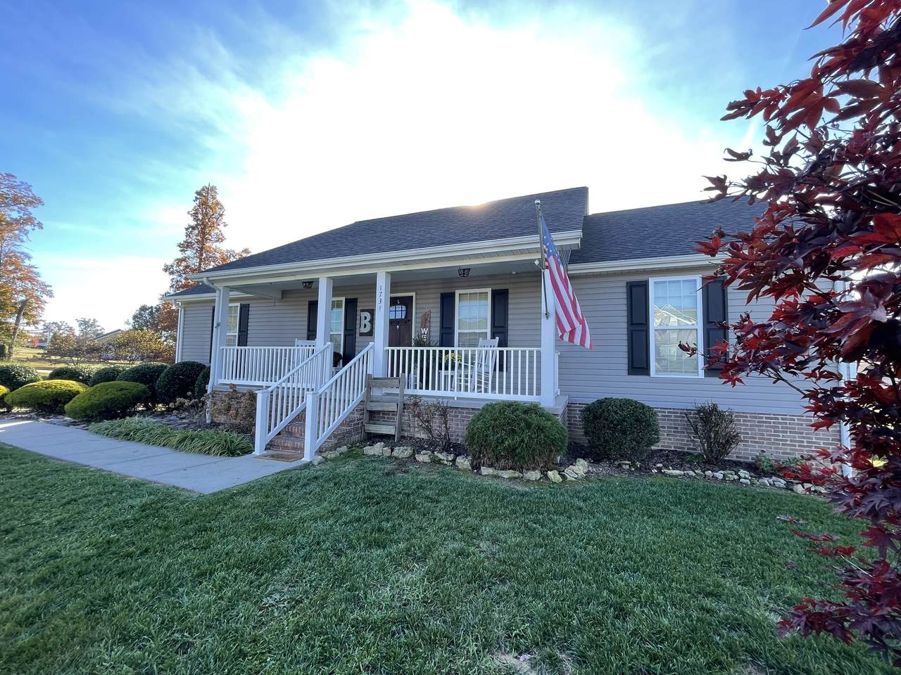 1734 Hulon Dyer Dr - Photo 1