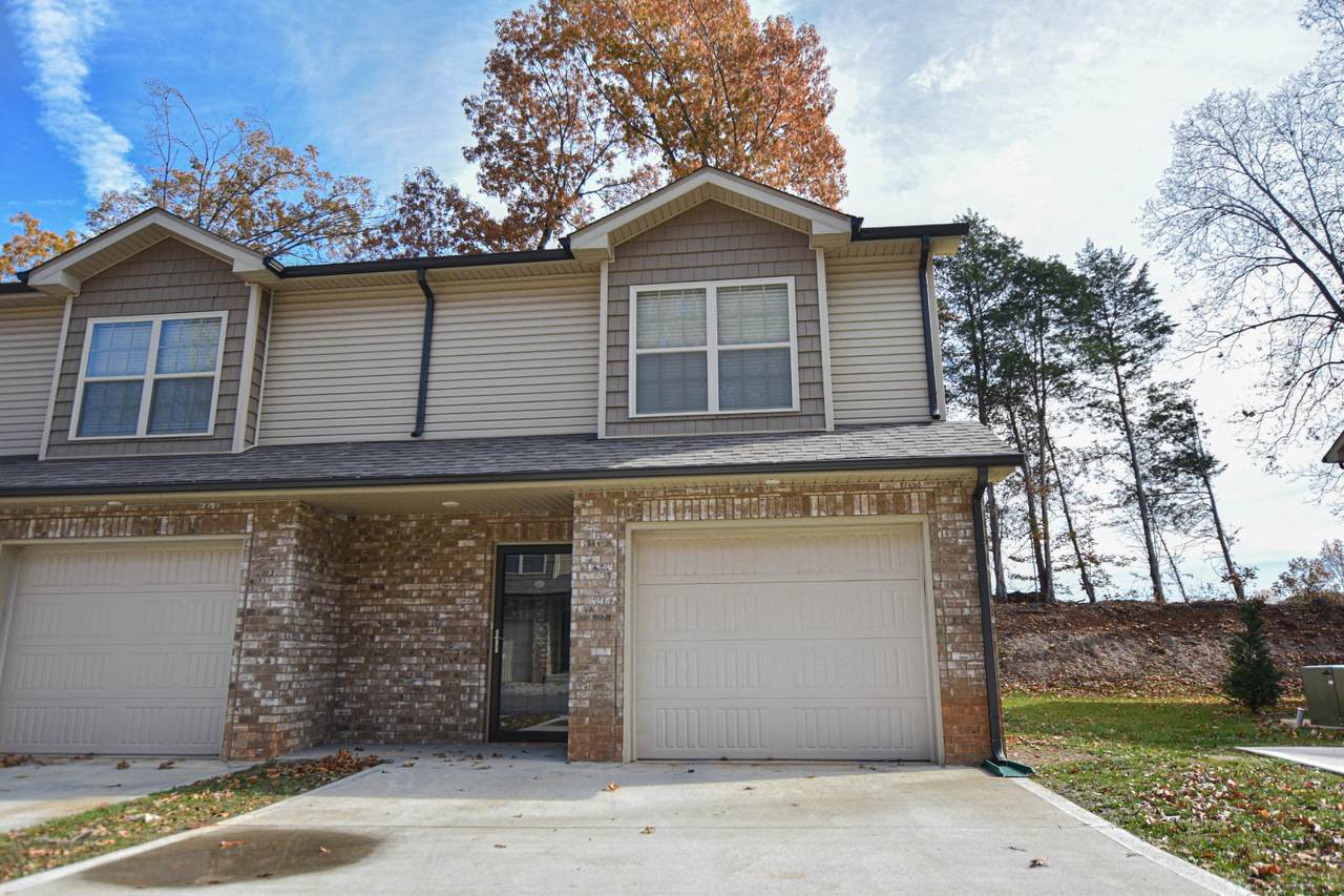 135 Country Ln - Photo 1