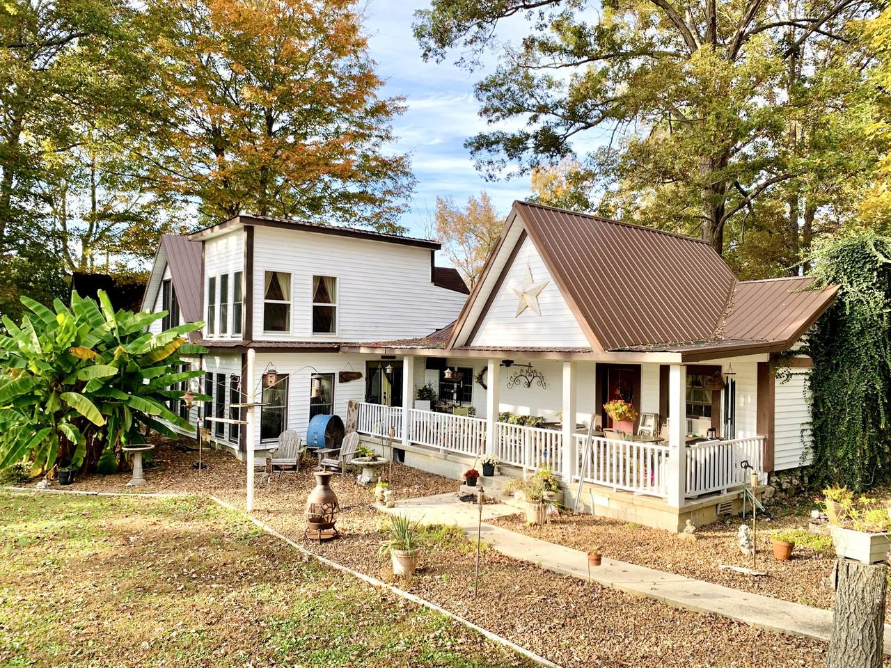 254 Holloway Ln - Photo 1