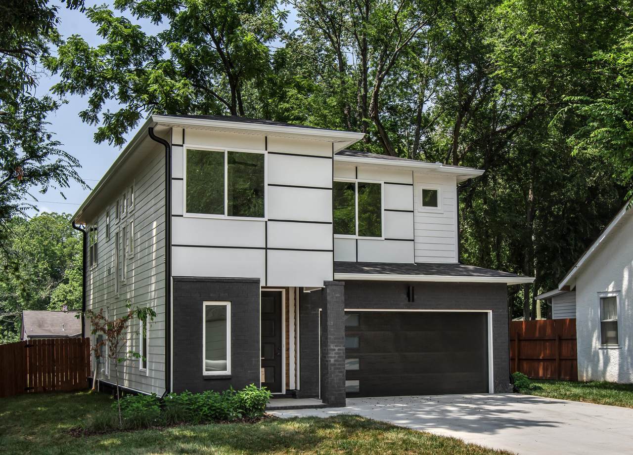 1521 Shalom St - Photo 1