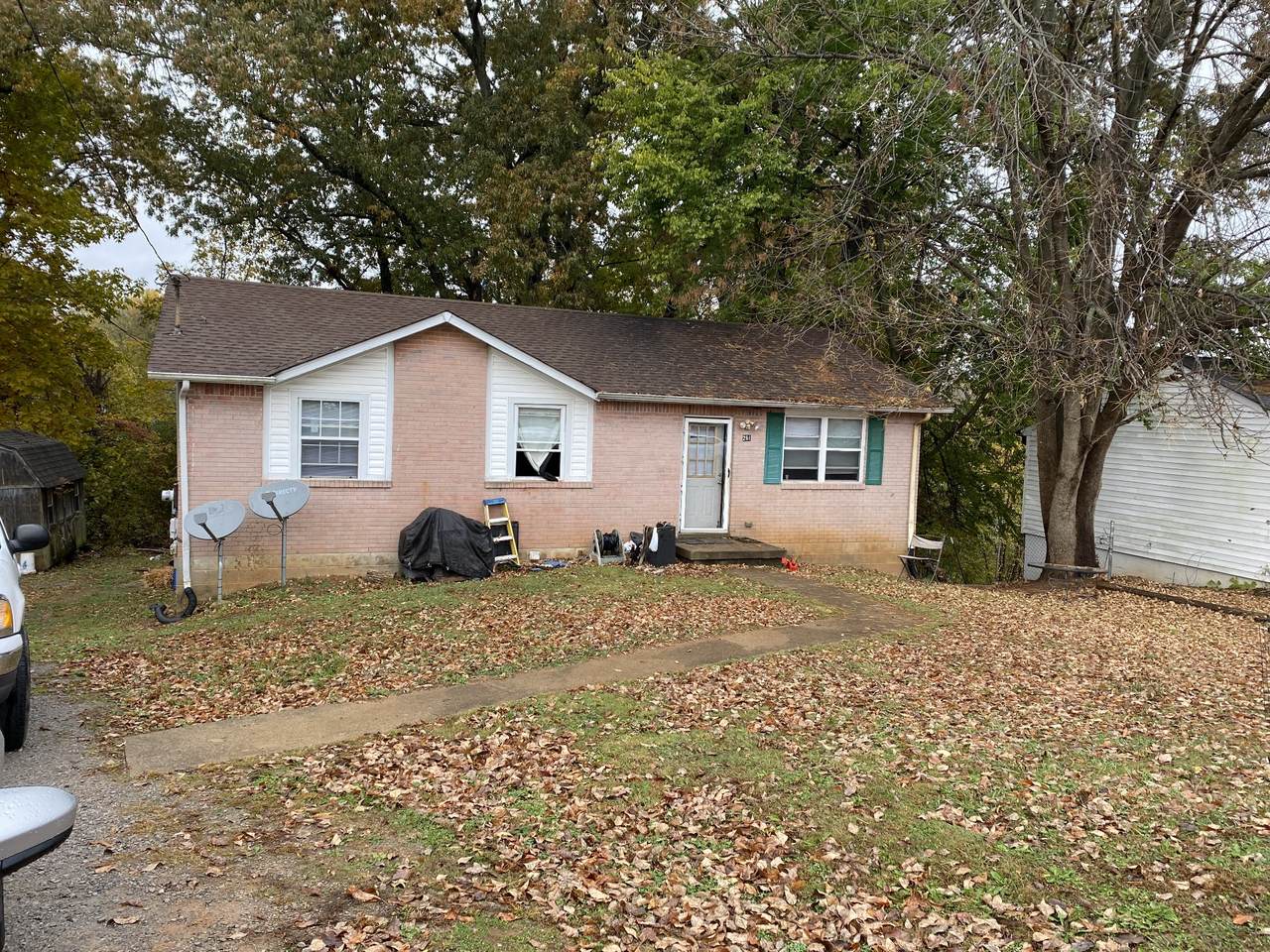261 Raintree Dr - Photo 1