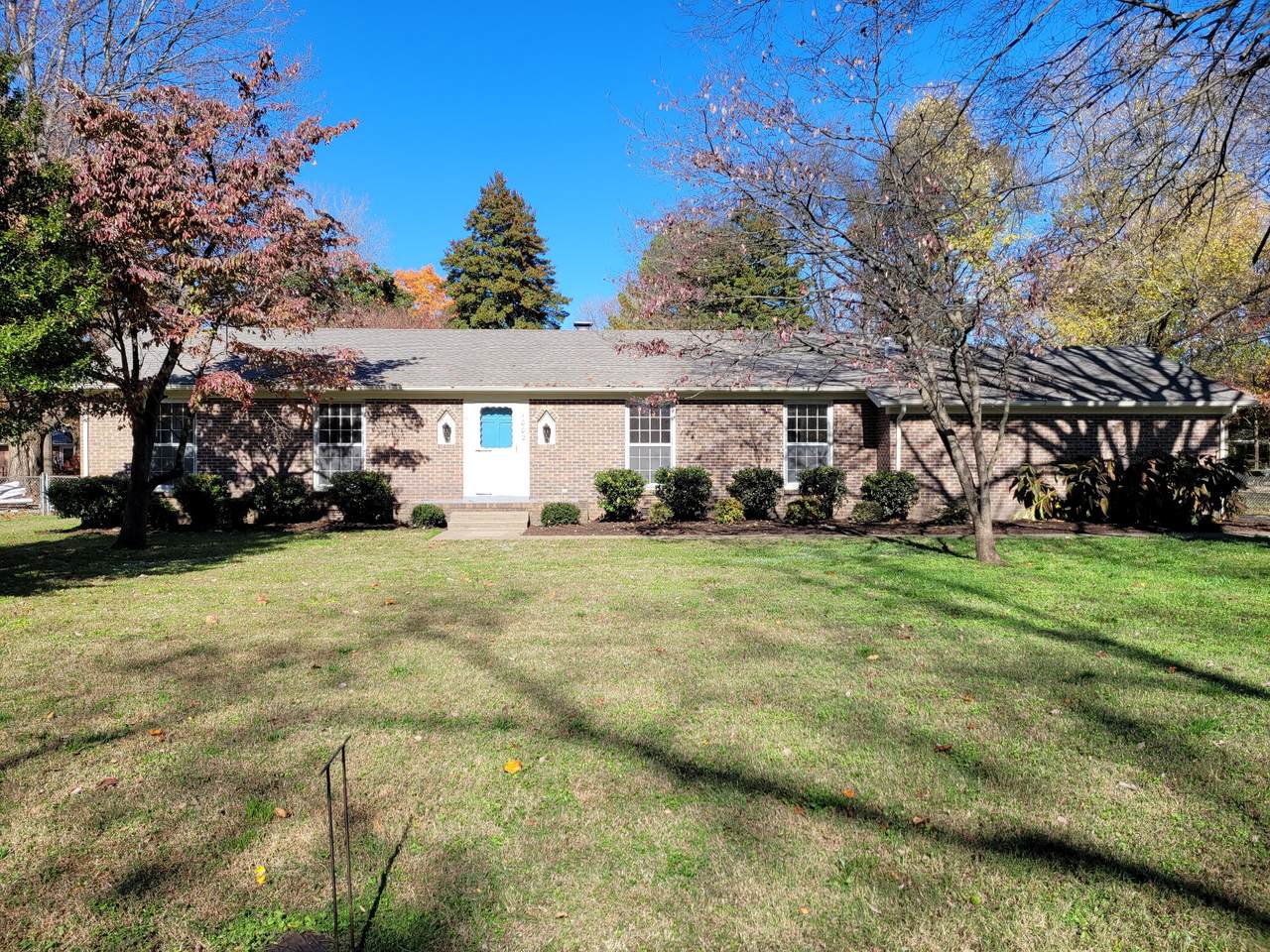 1002 Sunset Ave - Photo 1