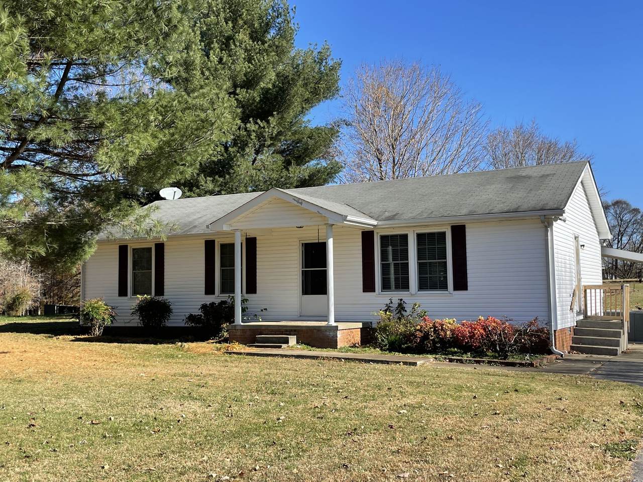 1123 Hazel Dr - Photo 1