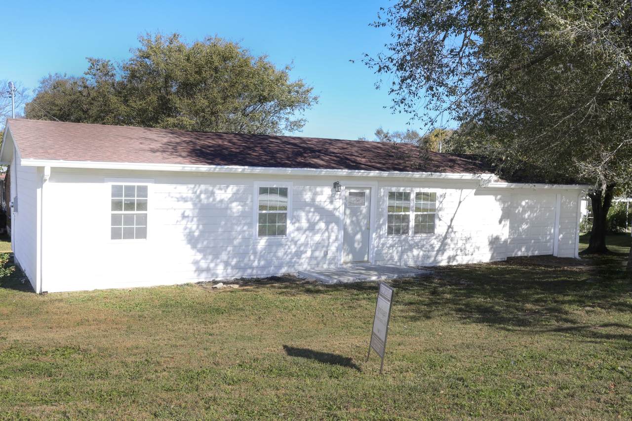 606 W 4th St - Photo 1