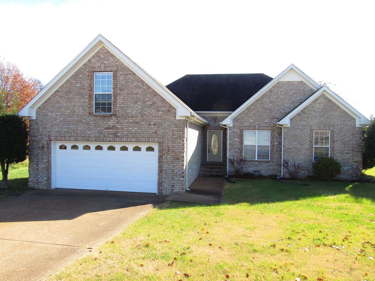 1125 Leann Ct - Photo 1