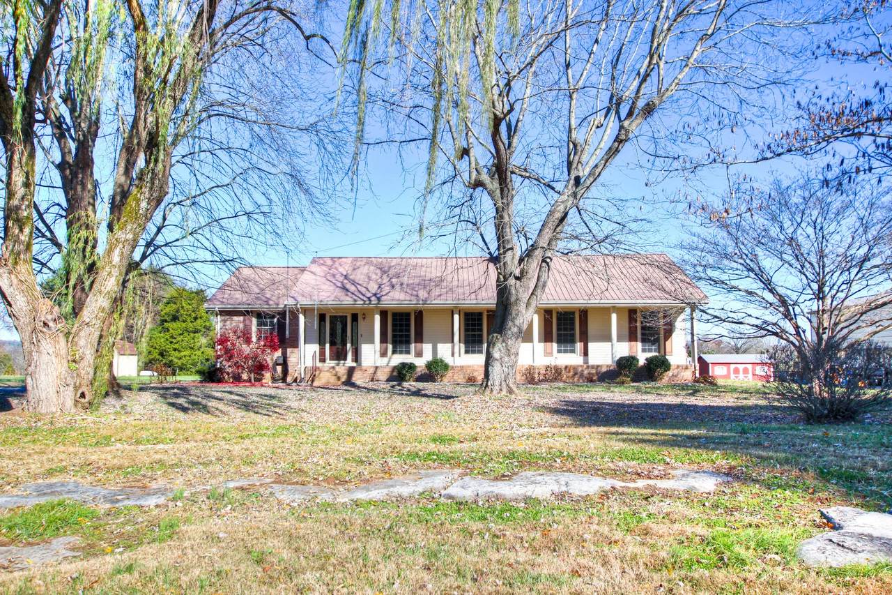 5728 Browns Mill Rd - Photo 1
