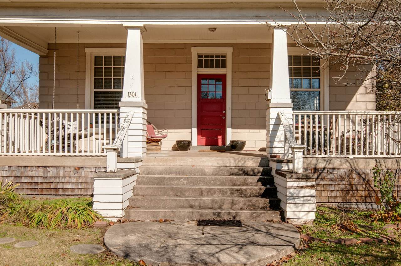 1301 Greenwood Ave - Photo 1