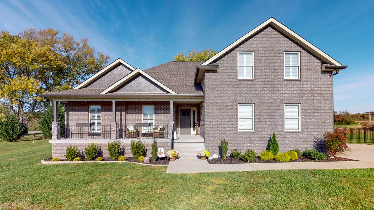 2241 London Ln - Photo 1