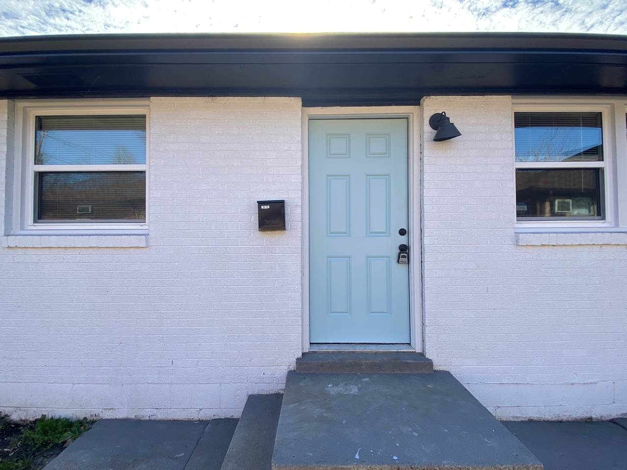 1615 22nd Ave - Photo 1