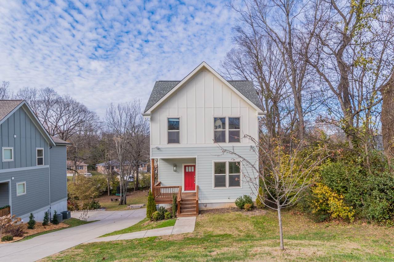 2684 Hartford Dr - Photo 1