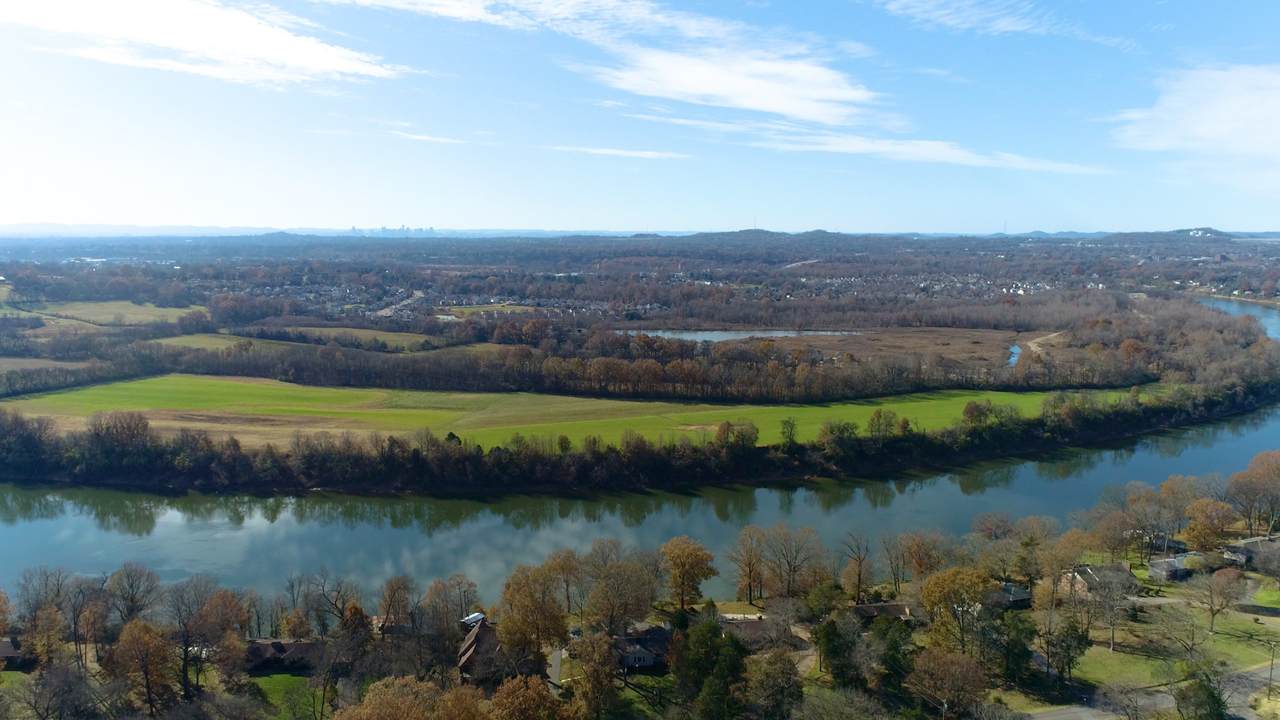 1108 Berwick Trl - Photo 1