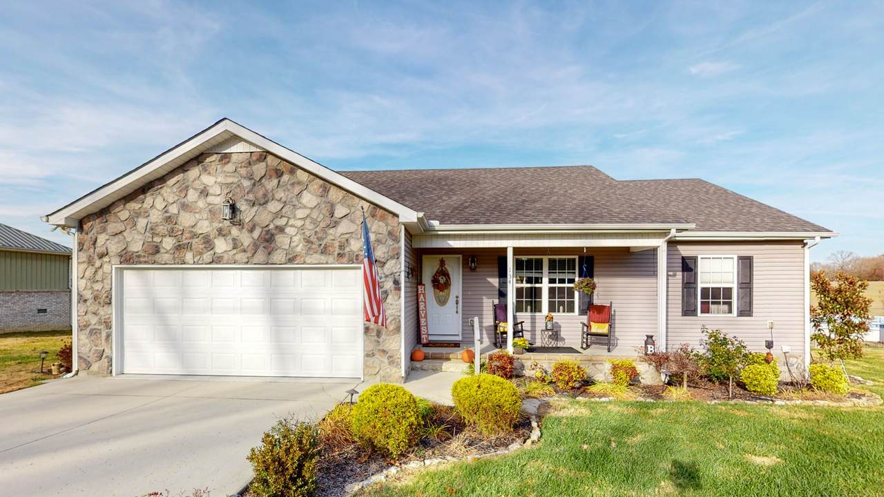134 Overlook Cir - Photo 1