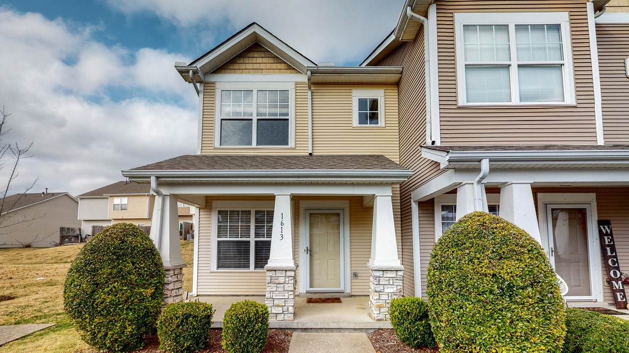 1613 Lincoya Bay Dr - Photo 1