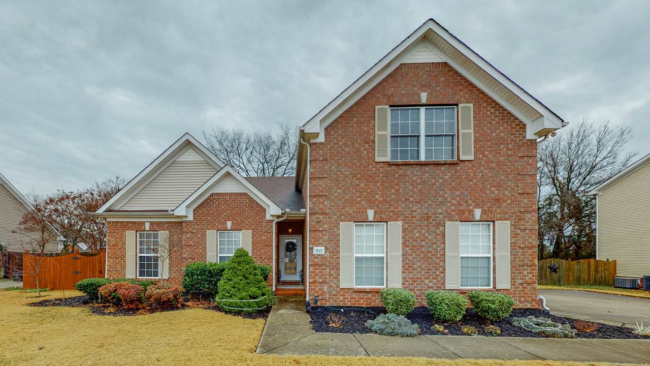 1815 Potters Ct - Photo 1