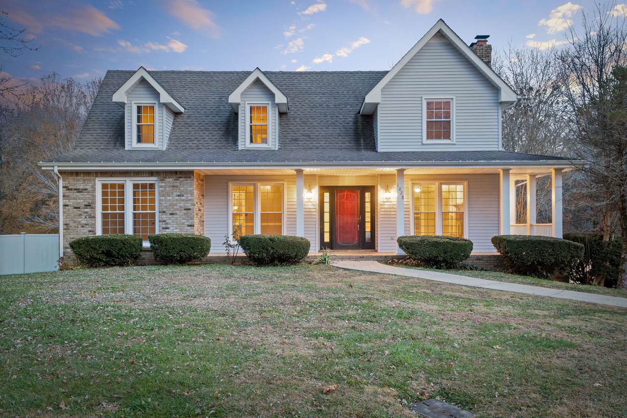 1028 Hillshire Dr - Photo 1