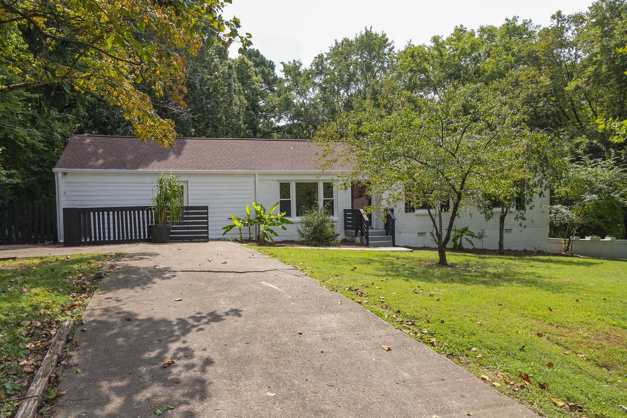 640 Vinson Dr - Photo 1
