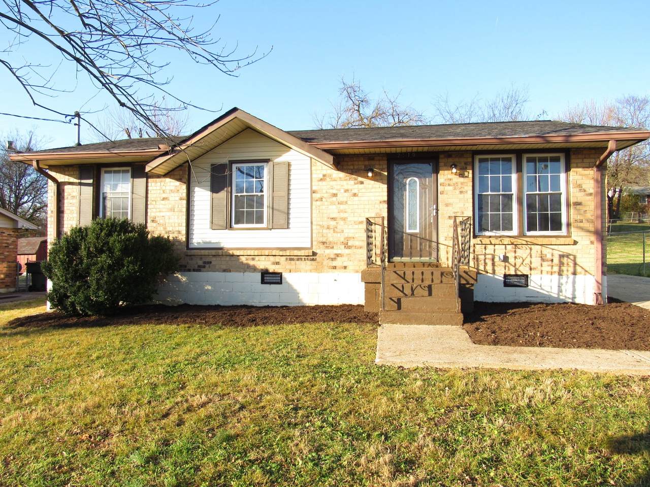 2510 Allenwood Dr - Photo 1