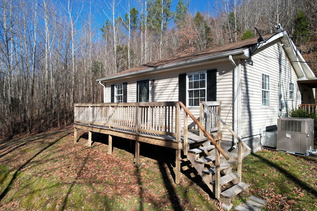 2715 Ugly Creek Rd - Photo 1