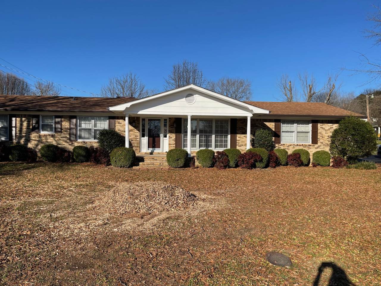 926 Terry St - Photo 1