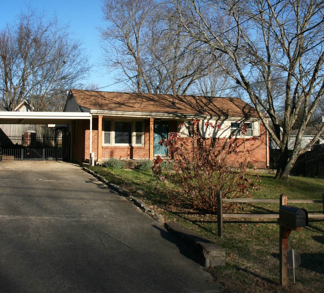 3116 Lake Park Dr - Photo 1