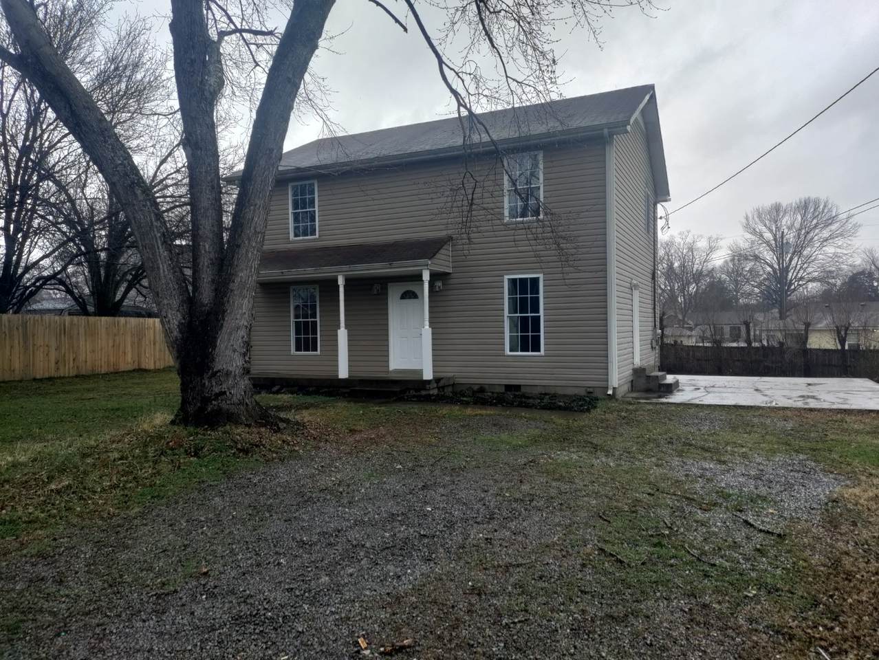 811 Glade View Ct - Photo 1