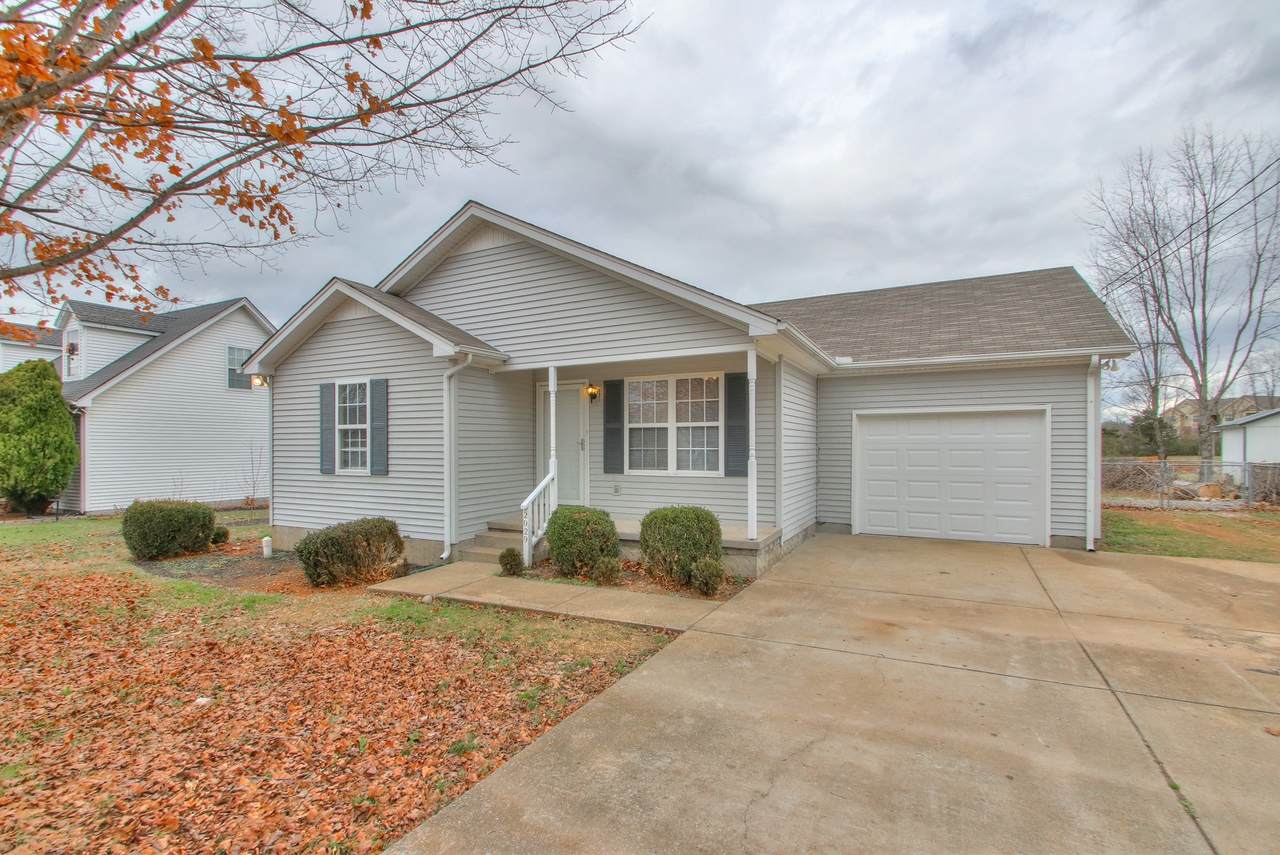 2029 Holbeach Dr - Photo 1