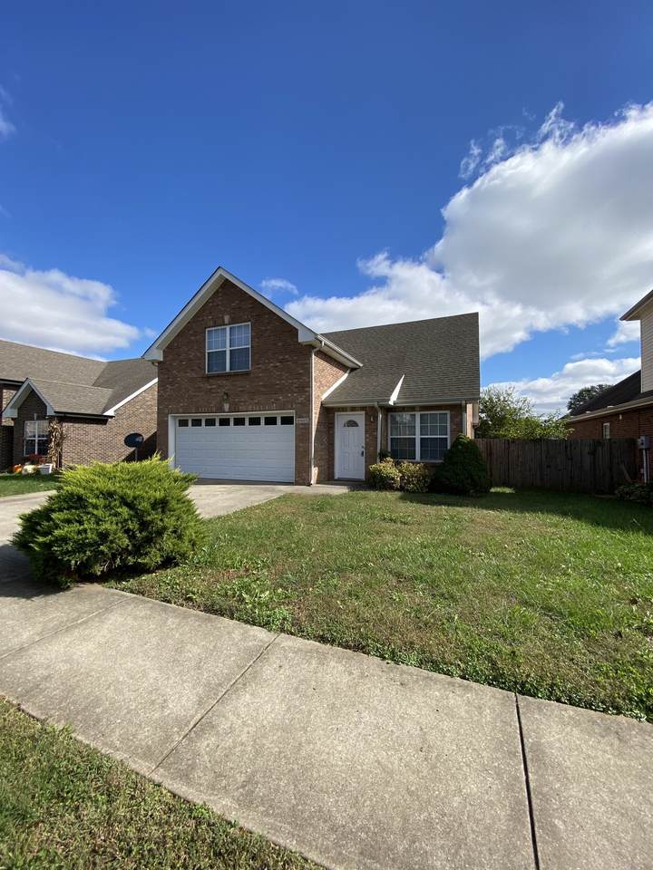 1005 Hendricks Court - Photo 1