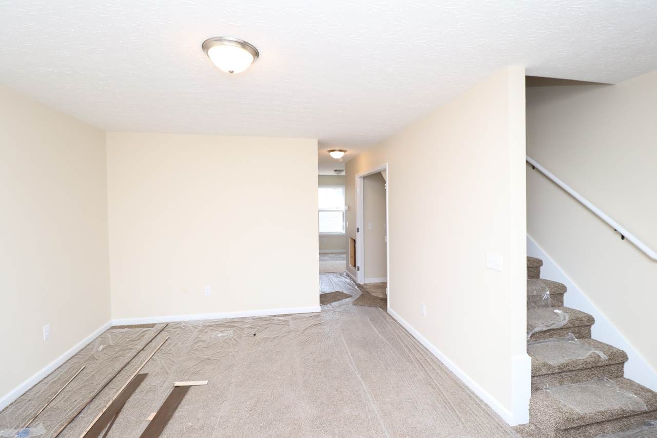 103 Walton Ave - Photo 1