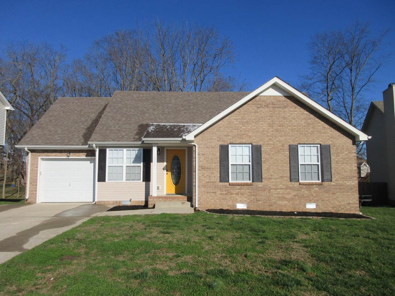 1317 Southwood Ct - Photo 1