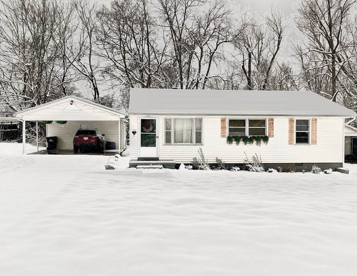 1003 Jones Blvd - Photo 1