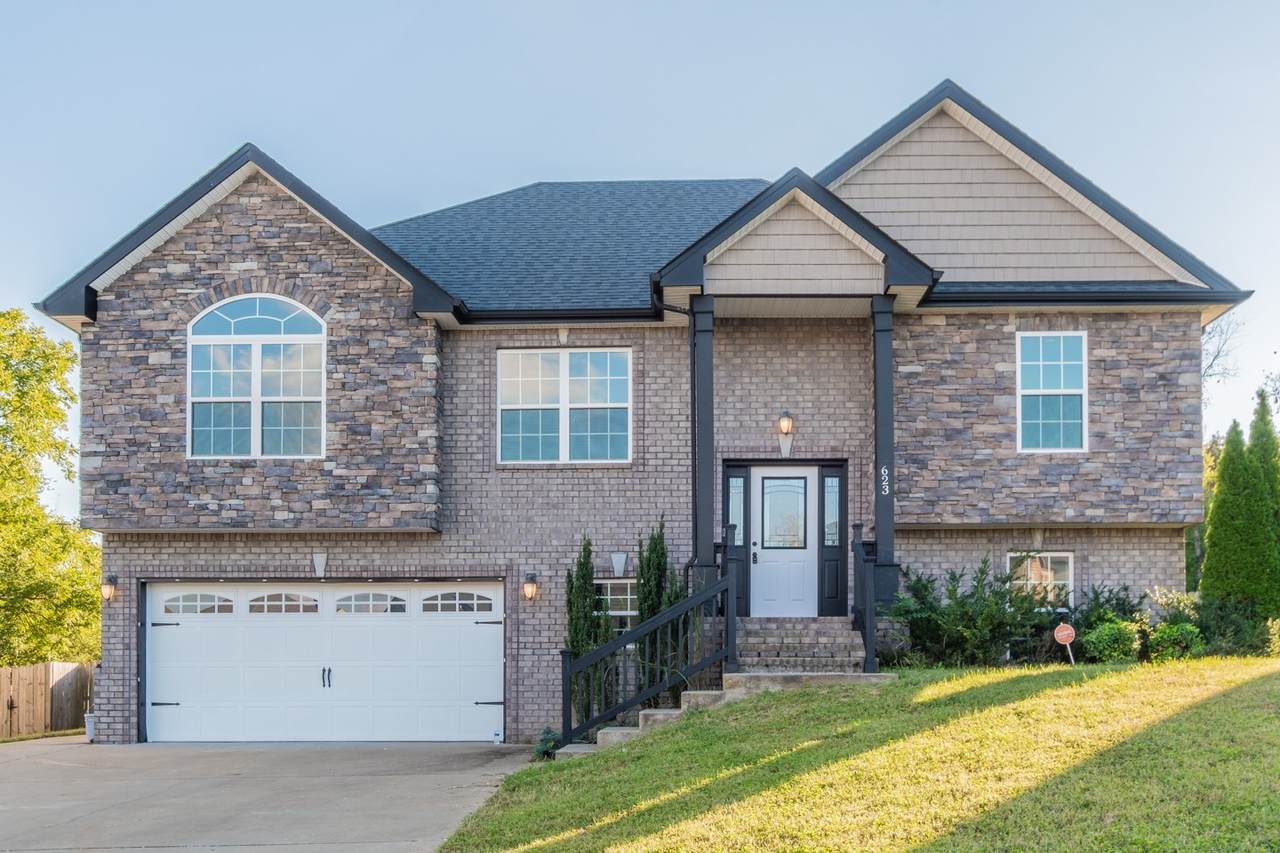 623 Sturdivant Dr - Photo 1
