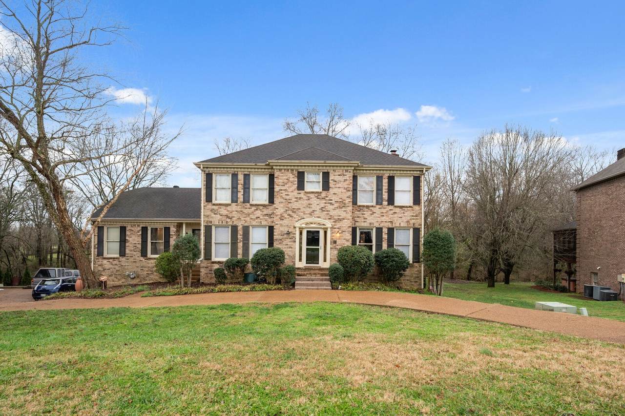 512 Arbor Dr - Photo 1