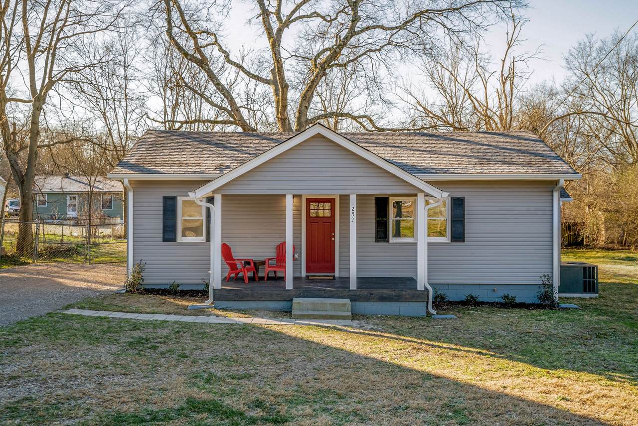 252 Wiley St - Photo 1