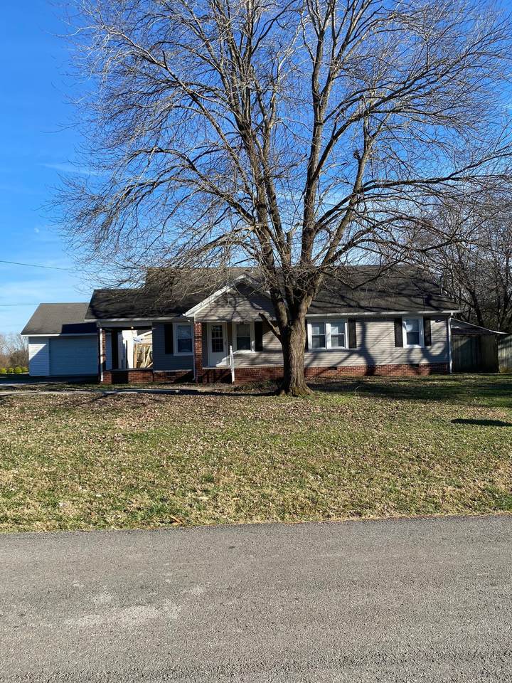 3204 Maxwell St - Photo 1