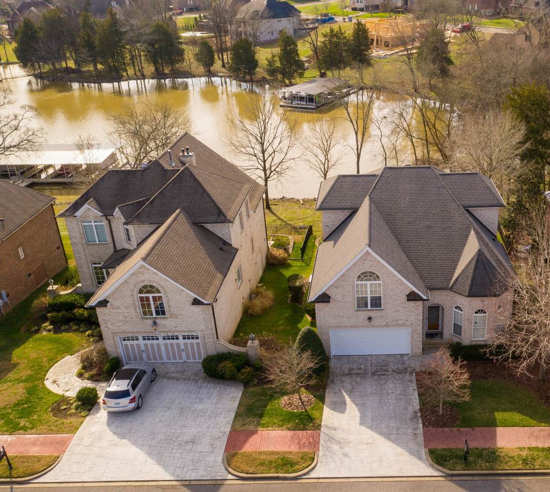 998 Isaac Franklin Dr - Photo 1