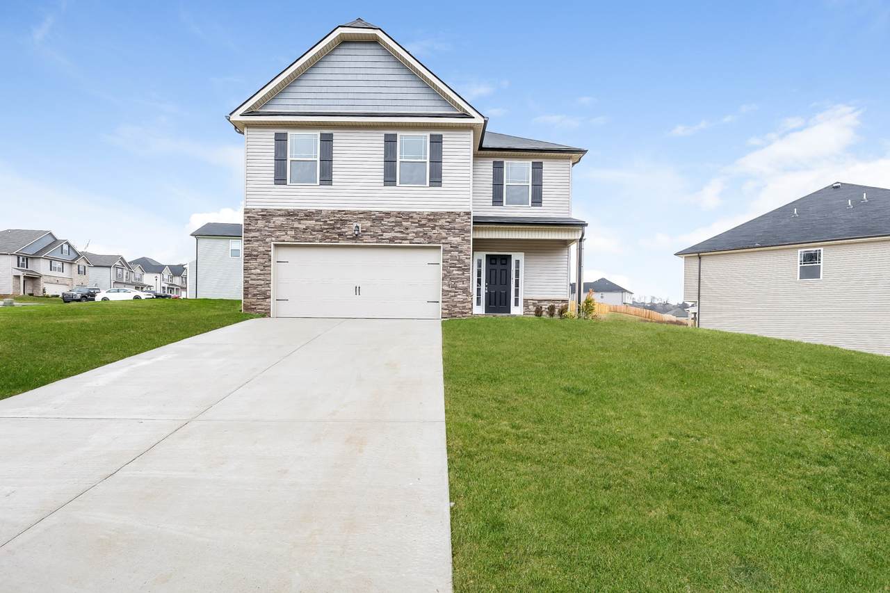 1141 Black Oak Cir - Photo 1