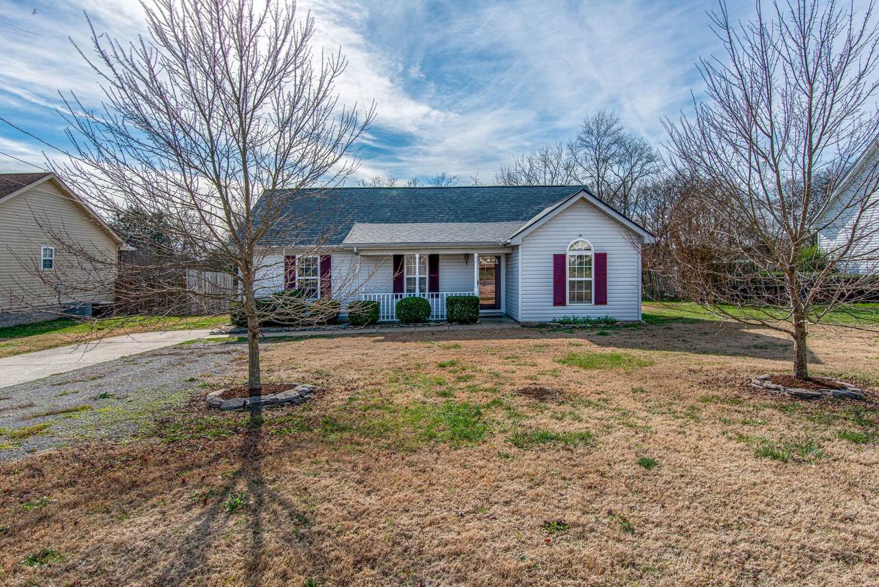 501 Wildwood Dr - Photo 1