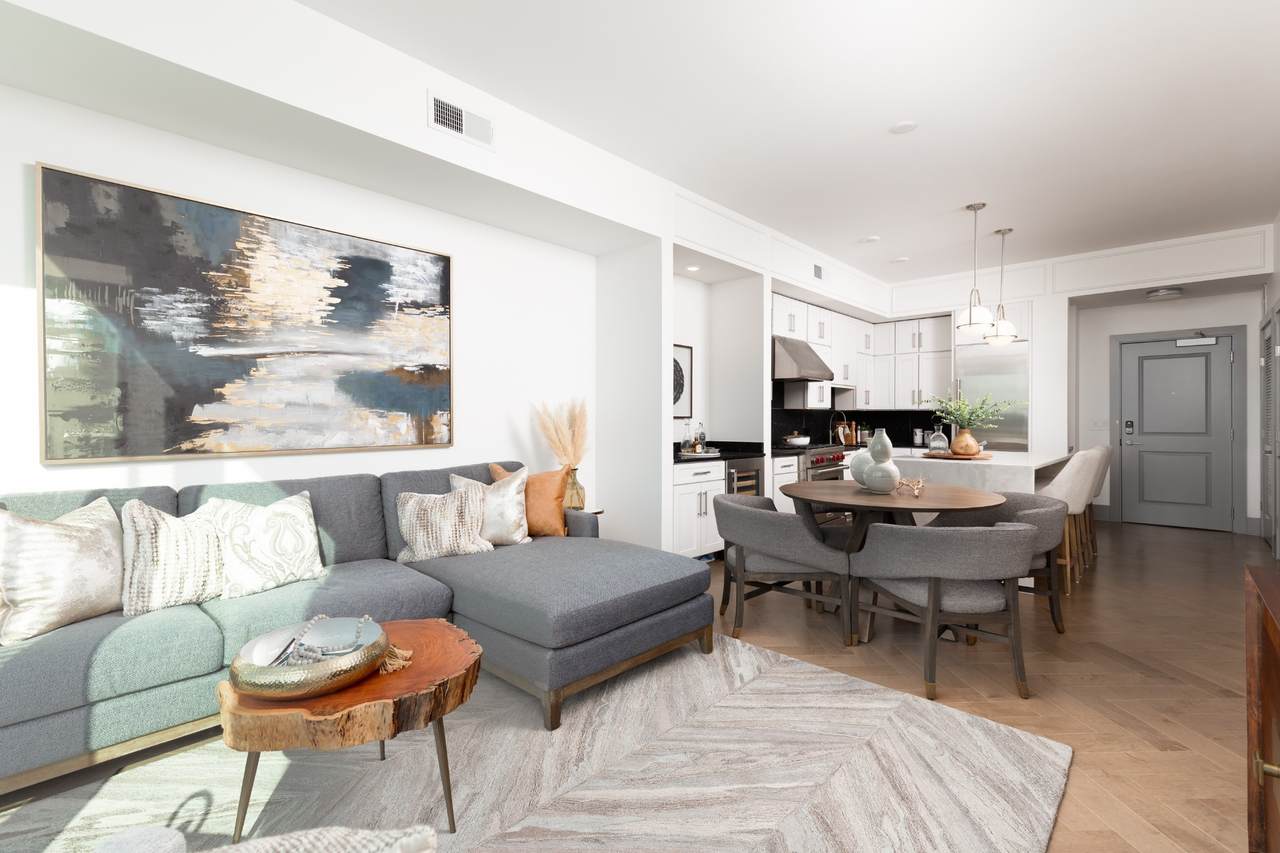 1616 West End Avenue - Photo 1