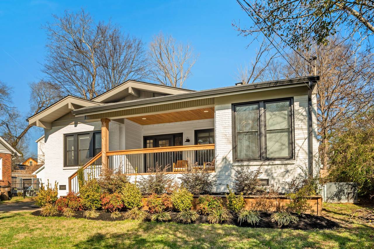 1011 Burchwood Ave - Photo 1