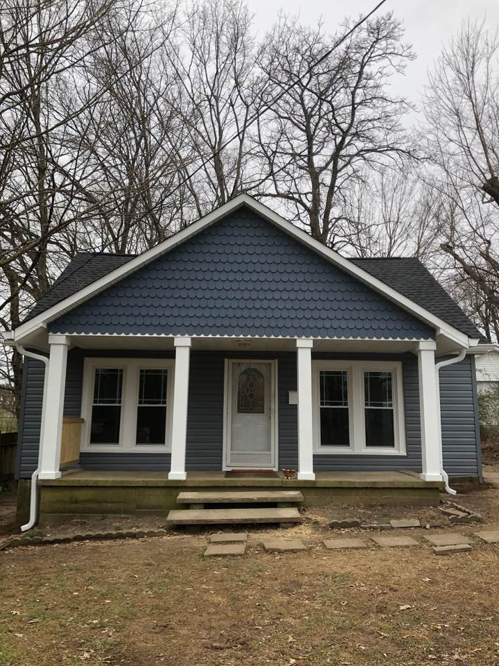 206 E Hunt St - Photo 1