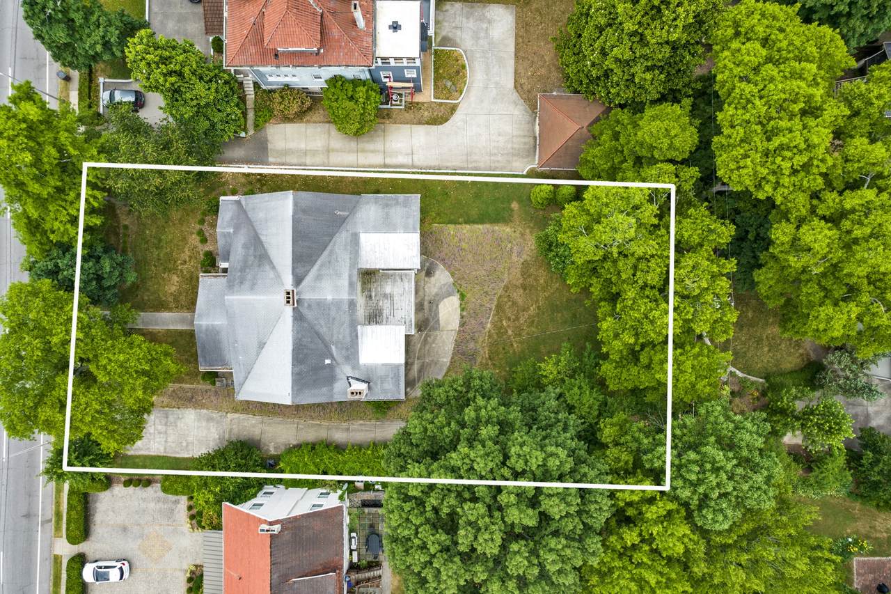 3718 W End Ave - Photo 1